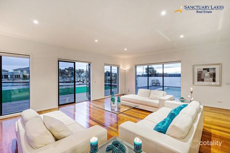 Property photo of 7 Sapphire Close Point Cook VIC 3030