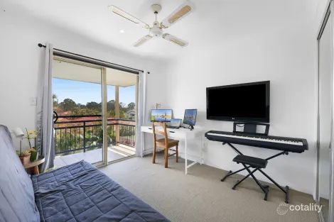 Property photo of 62 Tiger Drive Arundel QLD 4214