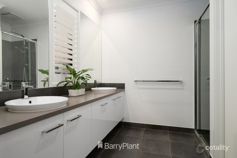 Property photo of 23 Sophie Way Armstrong Creek VIC 3217