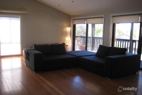 Property photo of 17 Field Place Illawong NSW 2234