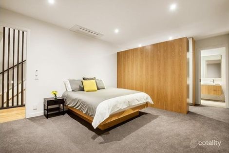 Property photo of 2 Don Court Caulfield South VIC 3162