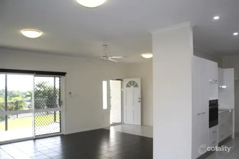 Property photo of 20 Makoo Close White Rock QLD 4868