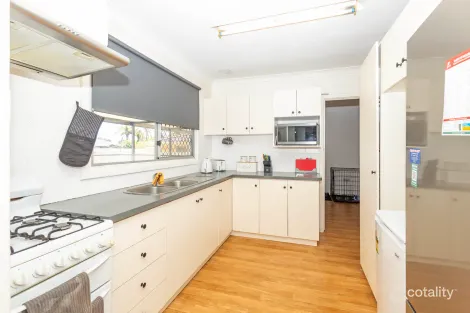 Property photo of 10 Dix Street Moora WA 6510