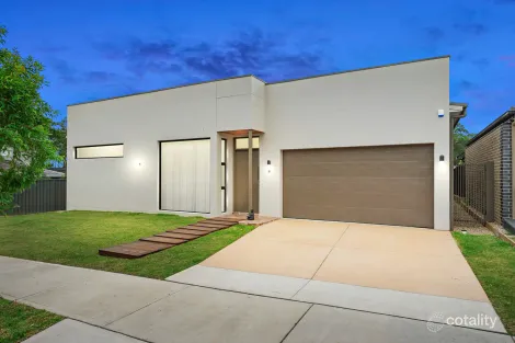Property photo of 18 Argent Street Jordan Springs NSW 2747