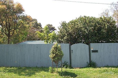 3 Lombard St, Carina, QLD 4152