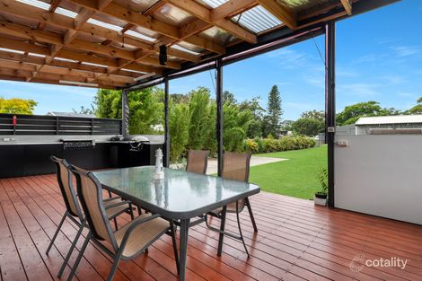 Property photo of 18 Ravenscliffe Road Shoalhaven Heads NSW 2535