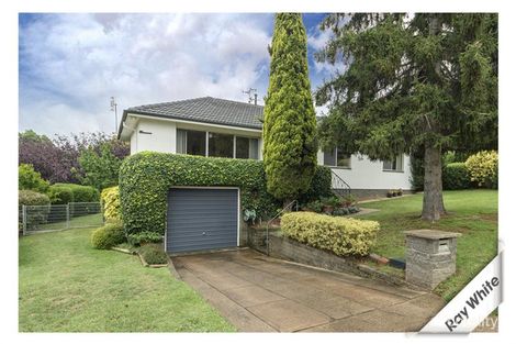 Property photo of 40 Deloraine Street Lyons ACT 2606