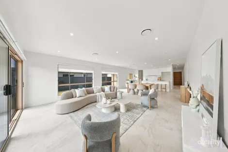 Property photo of 63 Piper Circuit Griffith NSW 2680