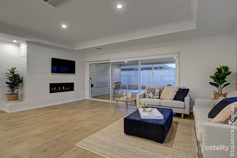 Property photo of 30 Ross Parkway Gobbagombalin NSW 2650