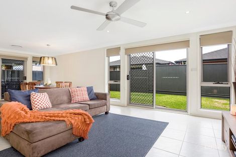 Property photo of 12 Bradley Street Ropes Crossing NSW 2760
