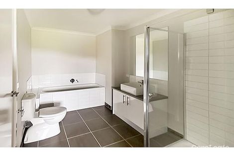 Property photo of 13 Zoe Drive Wollert VIC 3750