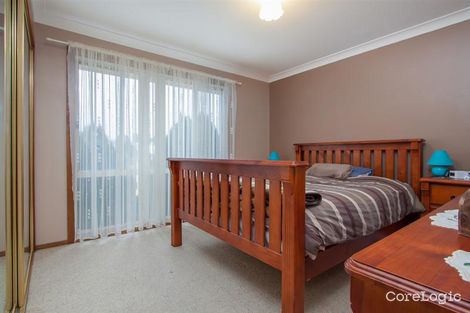 Property photo of 11 Otama Street Glenfield Park NSW 2650