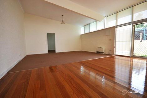 Property photo of 6 Xavier Grove Reservoir VIC 3073