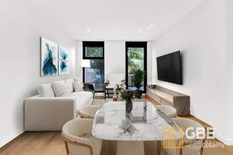 104/1-3 Foam St, Elwood, VIC 3184