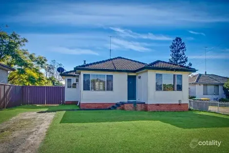 40 Park Ave, Kingswood, NSW 2747