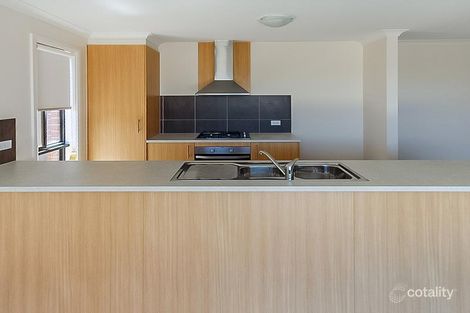 Property photo of 11 Gosse Crescent Brookfield VIC 3338