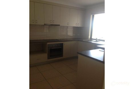 Property photo of 2 Range Court Flagstone QLD 4280