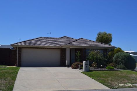 Property photo of 17 Endeavour Place Inverloch VIC 3996