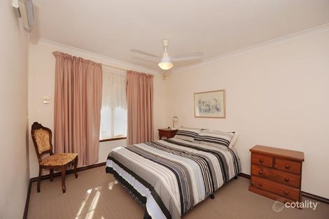 Property photo of 9 Cale Street Como WA 6152