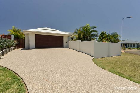 Property photo of 1 Hillcrest Court Bargara QLD 4670