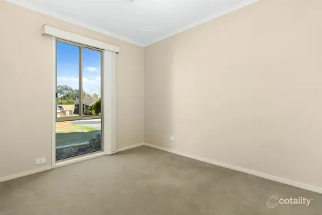 Property photo of 5 Tarwin Court Langwarrin VIC 3910