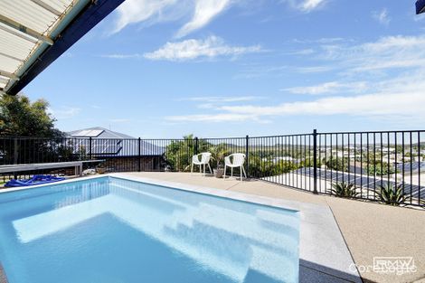 Property photo of 14 Discovery Crescent Rosslyn QLD 4703