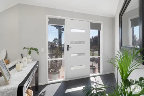 Property photo of 13 Bell Street Creswick VIC 3363