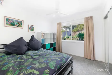 Property photo of 33 Highbridge Rise Mudgeeraba QLD 4213