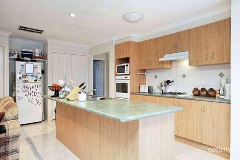 Property photo of 17 Riverglen Road Berwick VIC 3806