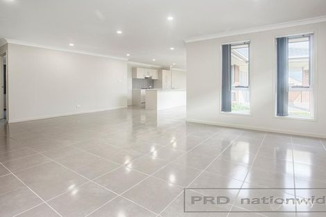 Property photo of 4 Redgum Circuit Aberglasslyn NSW 2320