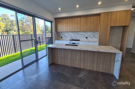 Property photo of 3 Hoxton Place Spring Farm NSW 2570