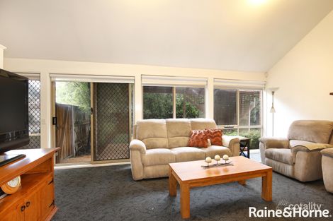 Property photo of 6 Dendy Court Roxburgh Park VIC 3064