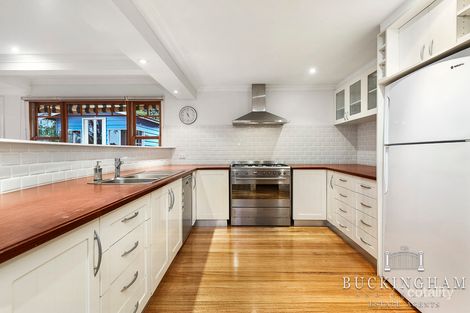 Property photo of 29 Fricker Avenue Greensborough VIC 3088