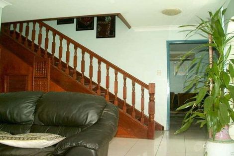 Property photo of 21 Wynnum Road Norman Park QLD 4170
