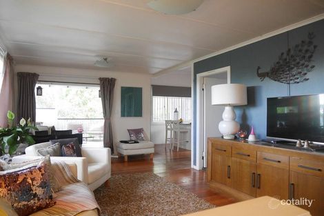 Property photo of 64 Englefield Road Oxley QLD 4075