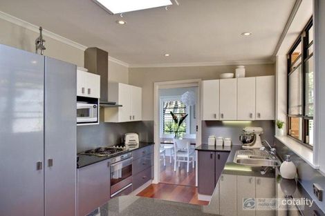 Property photo of 28 Woorarra Avenue North Narrabeen NSW 2101