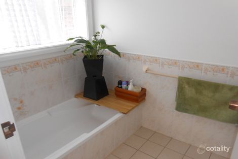 Property photo of 7 Cobden Place Parkes NSW 2870