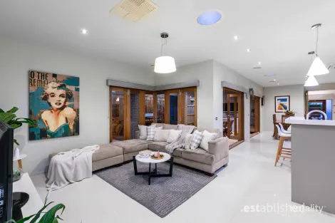 Property photo of 26 Alamanda Boulevard Point Cook VIC 3030