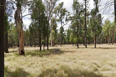 221 Rosella Ave, The Pines, QLD 4357