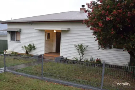 5 Greenfields Ave, West Kempsey, NSW 2440