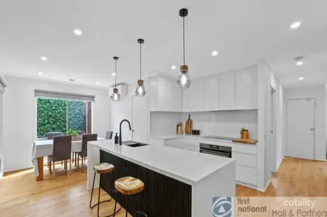 Property photo of 20 Inkerman Street Berwick VIC 3806