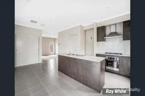 Property photo of 39 Safari Drive Tarneit VIC 3029