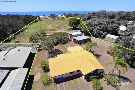 3 Moore Park Rd, Moore Park Beach, QLD 4670