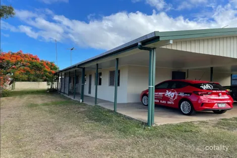 1/38 Place Ave, Sarina, QLD 4737