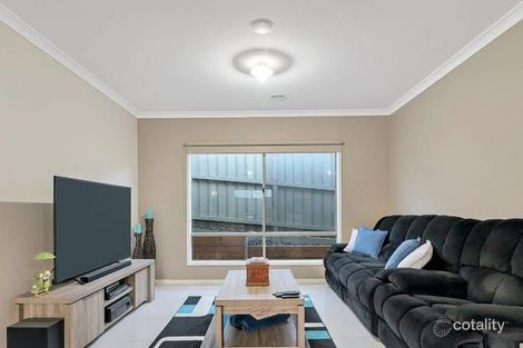 Property photo of 3 Nash Grove Doreen VIC 3754