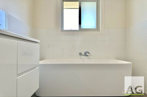 Property photo of 5 Camellia Close Tallwoods Village NSW 2430