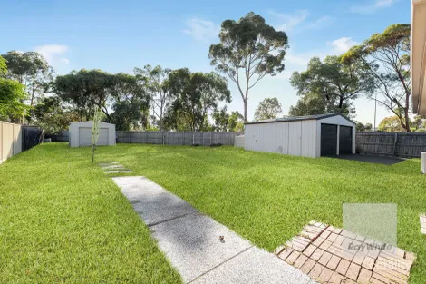 Property photo of 32 Boston Crescent Keilor Downs VIC 3038
