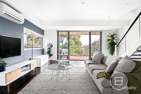 Property photo of 5 Silverbanks Grove Mentone VIC 3194