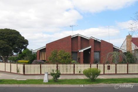 19 Ridley Ave, Avondale Heights, VIC 3034