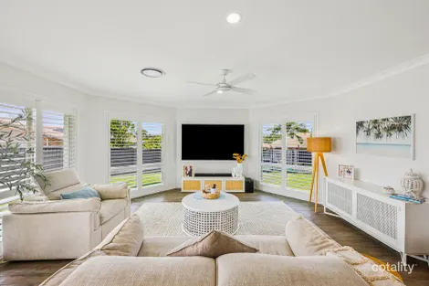 Property photo of 18 Anglesea Court Robina QLD 4226